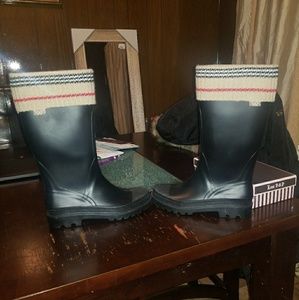 Burberry rain boots
